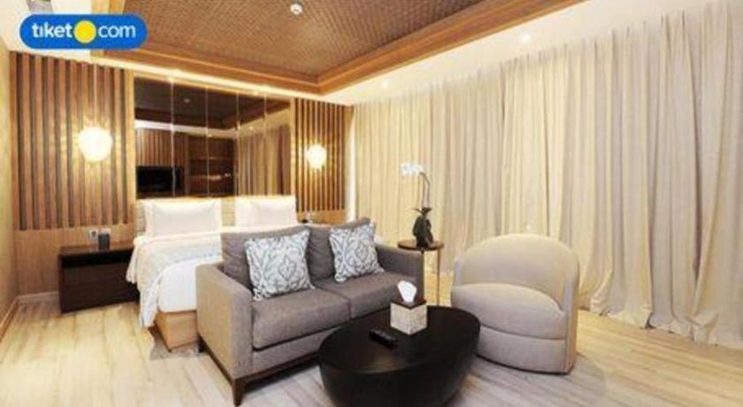 The Rinra 4* Makassar